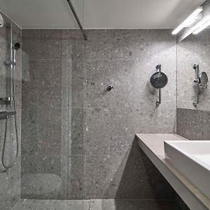 Habitación Estándar con 2 Camas Individuales